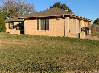 5402 Page Dr, Wichita Falls, TX 76306