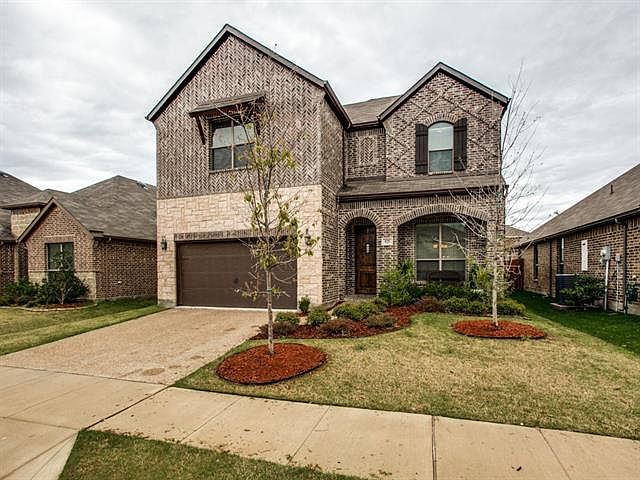 2nd image of 929 Lake Meadow Ln