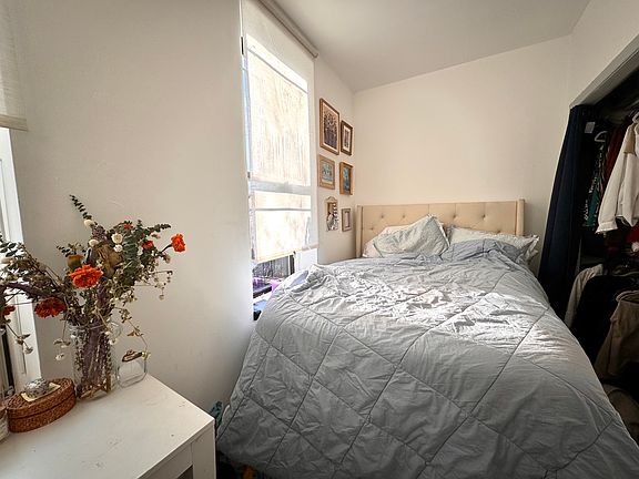4th image of 366 W 52nd St APT 5c