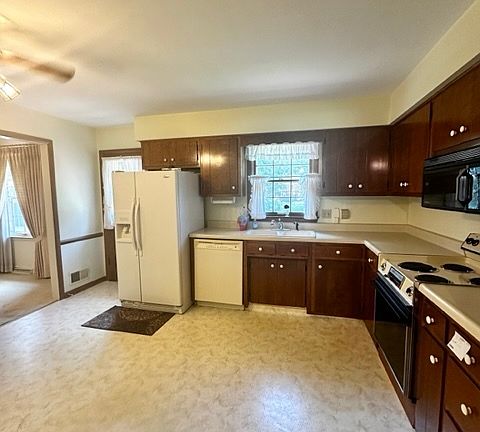 2nd image of 5265 E 75th St