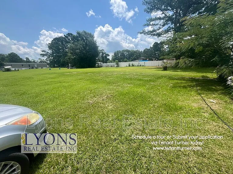 10 Chaserville Blvd — Photo 14