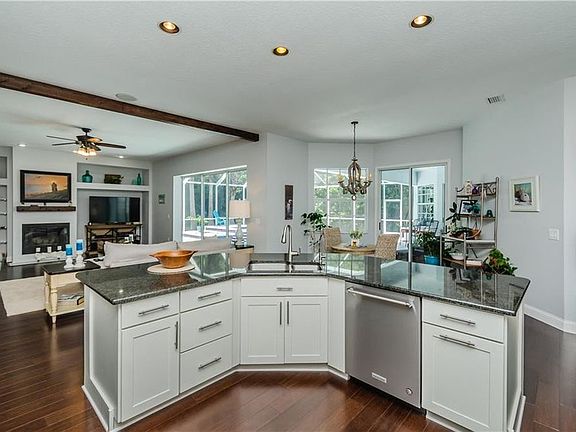 4th image of 5711 Stag Thicket Ln