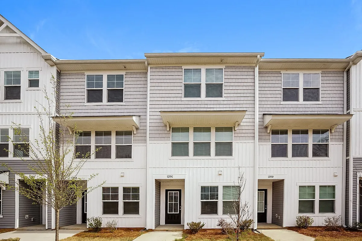 Building Photo - 1215 Briarhill Rd #C
