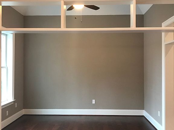 2nd image of 2401 Kestrel Ln