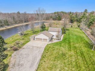 1240 E Riley Thompson Rd, Muskegon, MI 49445