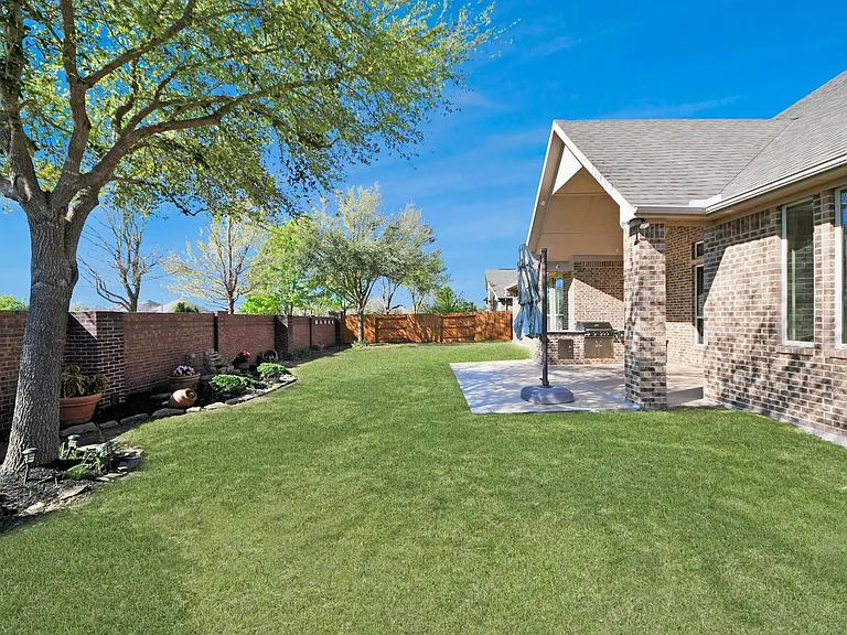 17307 Pentland Ct — Photo 36
