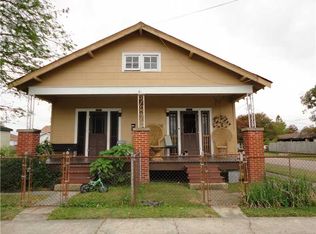 600 Maple Ave, Harvey, LA 70058