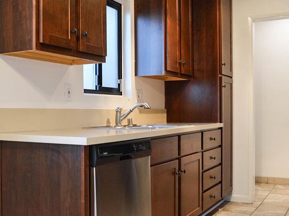 5th image of 1418 Amherst Ave APT 1
