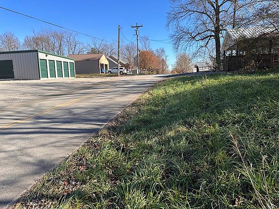 3rd image of 0 Hillcrest Dr