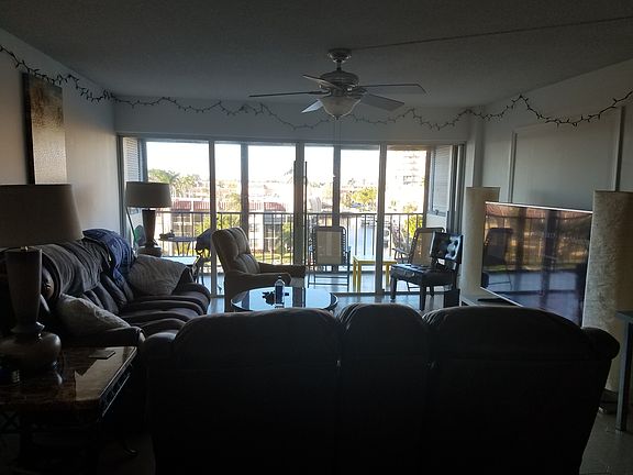 5th image of 801 S Federal Hwy APT 517