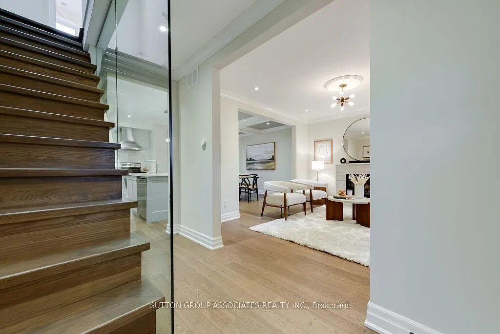 3 bed, $3,995 — Photo 2