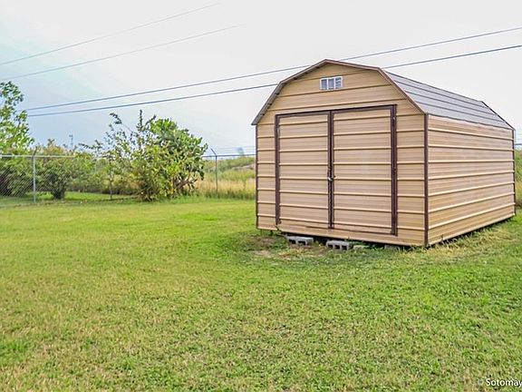2nd image of 6612 Kathy Ln