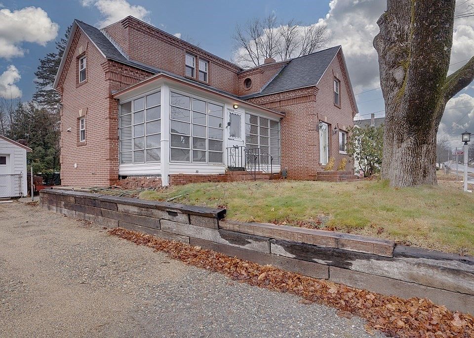 376 Central St, Winchendon, MA 01475 Zillow