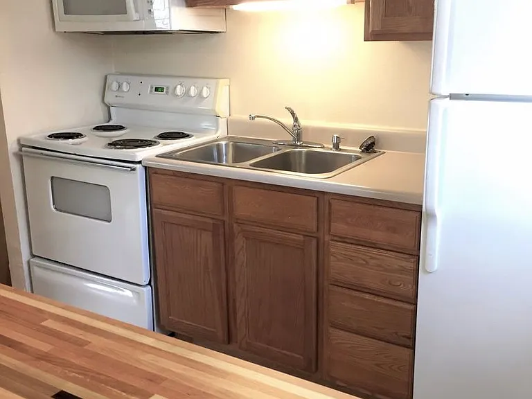 2995 Aurora Ave — Photo 3