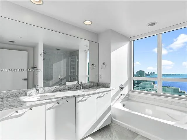 951 Brickell Ave #2610 — Photo 8