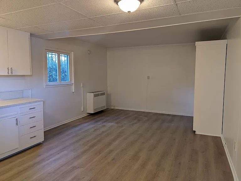 4221 Duquesne Ave — Photo 3