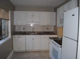 11887 Barrel Cooper Ct, Reston, VA 20191