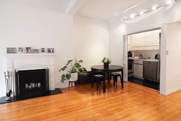 Rented by WAM Partners - William Moses Co. | media 65