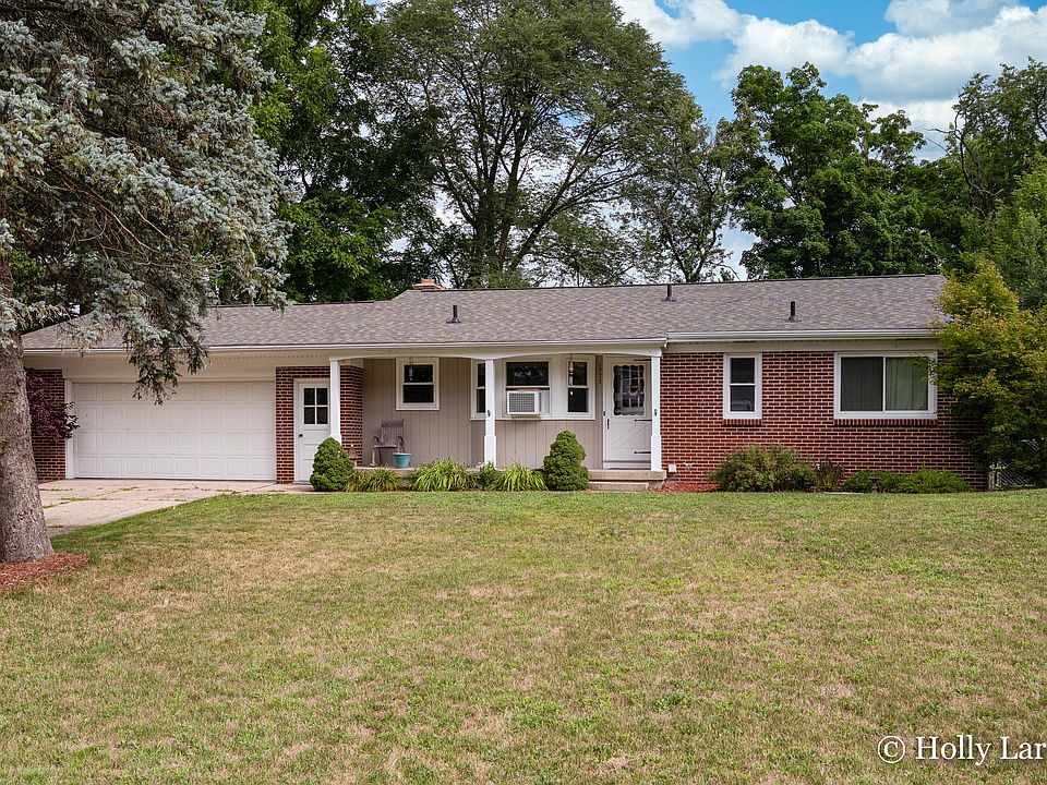 1st image of 1777 Bridle Creek Dr SE