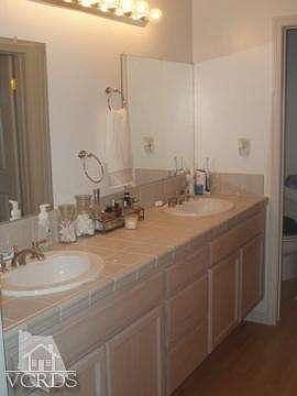 5th image of 1407 Glenoaks Blvd