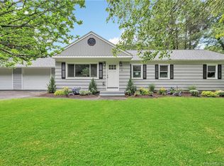 85 Walnut St, Monroe, CT 06468