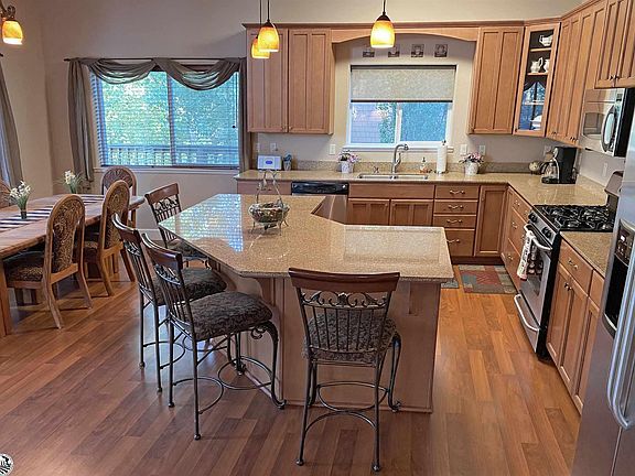 5th image of 12702 Cresthaven Dr #541
