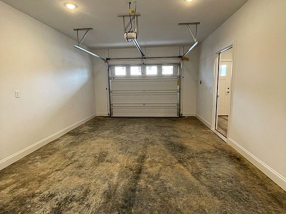 2nd image of 1110 Bluemoon Dr