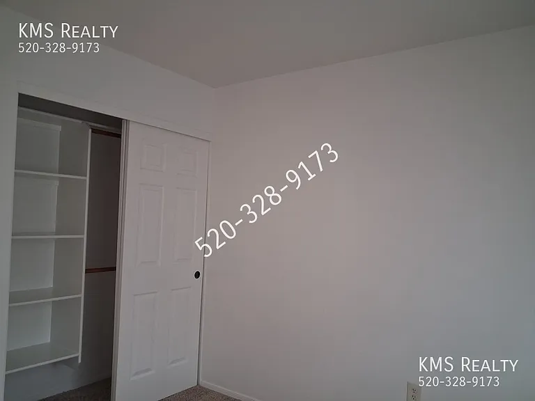 945 E Emma Marie Owner Agent — Photo 6
