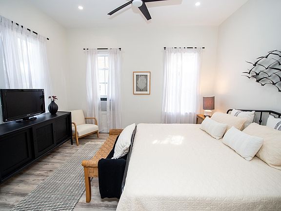 5th image of 613 Fleming St #2
