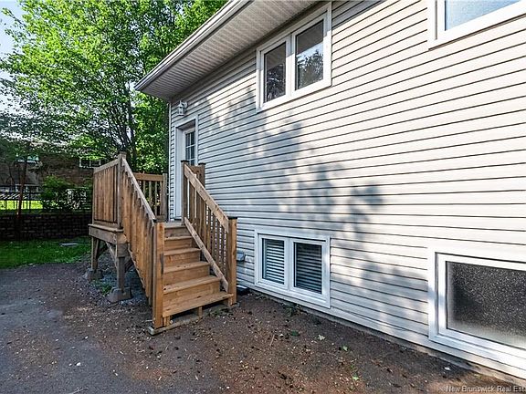 5th image of 20 Connaught Ave
