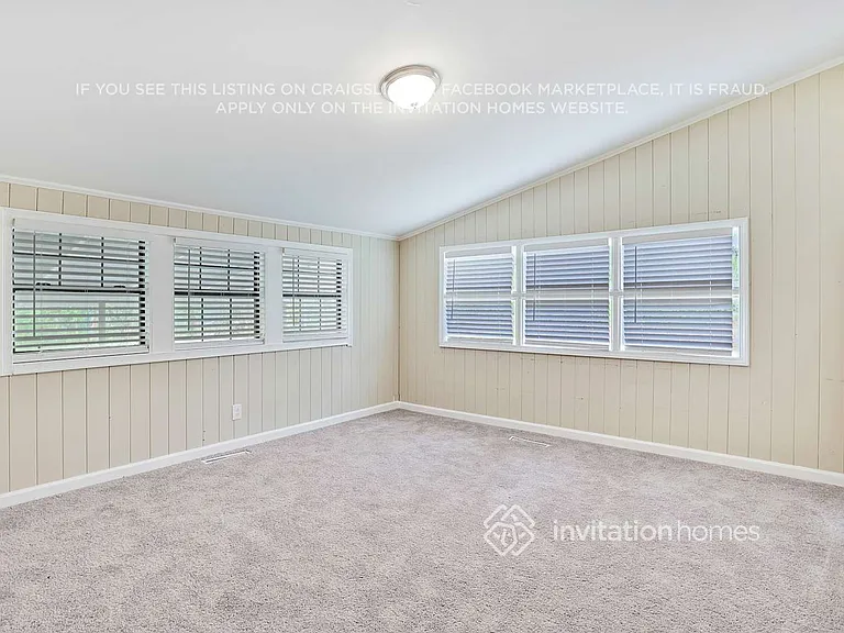 562 Collingwood Dr — Photo 12