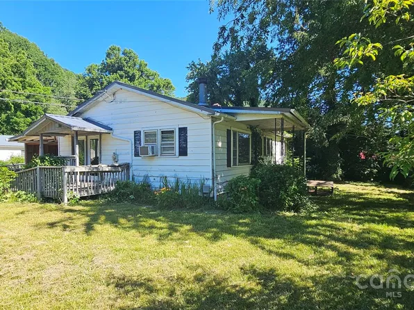 165 Indian Trail Loop, Waynesville, NC 28786