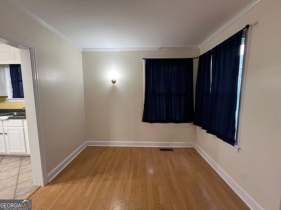 5th image of 124 Tignall Rd