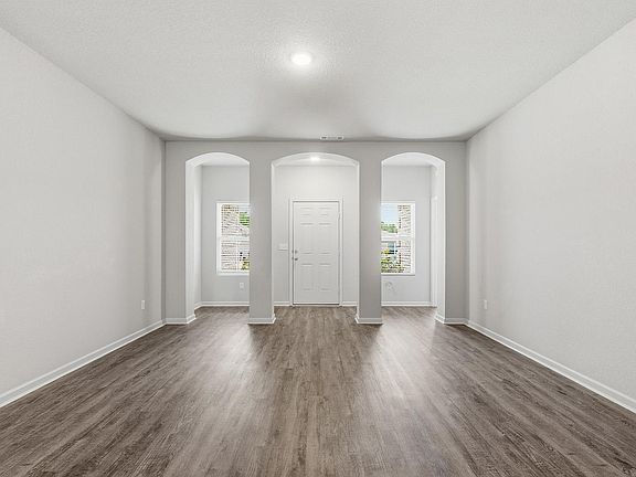 5th image of 1110 Rockwell Dr