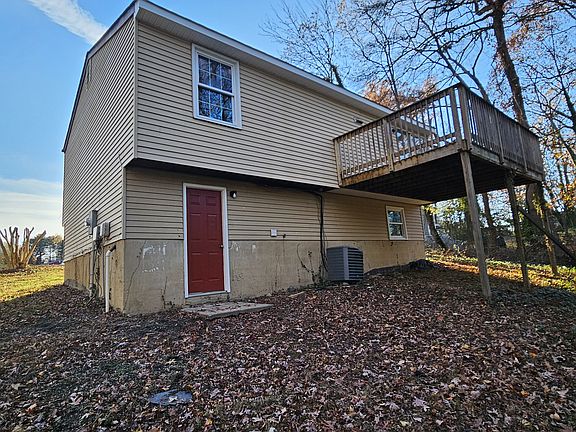 2nd image of 2700 Remington Ct