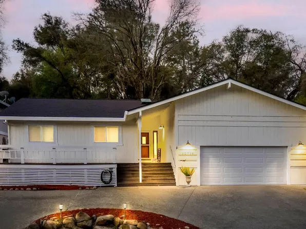 12716 Roadrunner Dr, Penn Valley, CA 95946