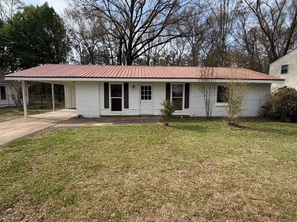 33 Longview Dr, Grenada, MS 38901