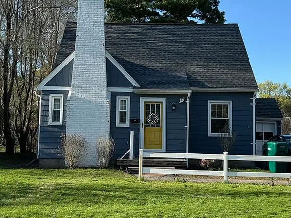 28 Belvedere Dr, Rochester, NY 14624