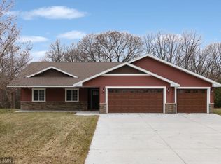 629 N Pine St, Royalton, MN 56373