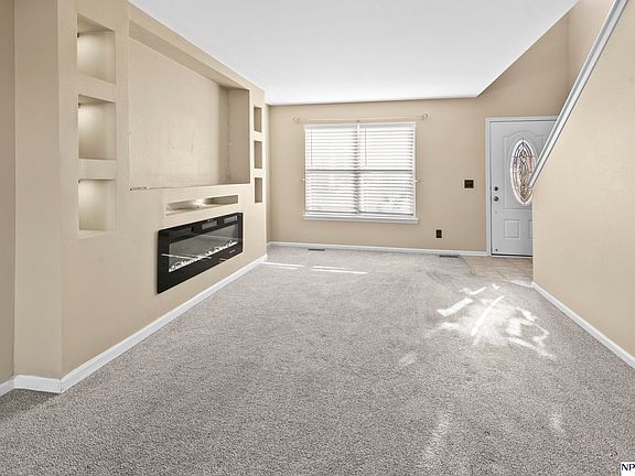 4th image of 16012 Birch Ave