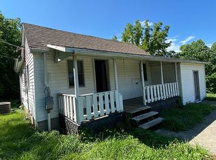 665 White Conkwright Rd, Winchester, KY 40391
