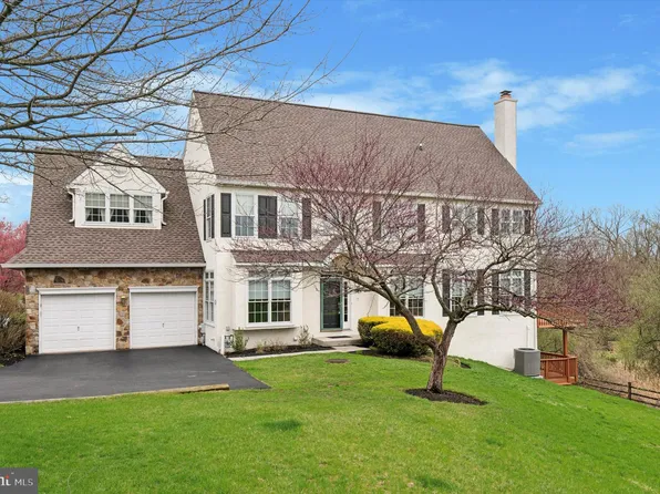 604 Whispering Brooke Dr, Newtown Square, PA 19073