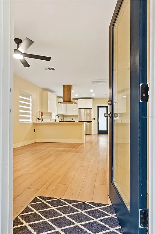 2 bed, 1.0 bath, 825 sqft, $2,250 — Photo 4