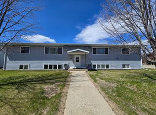 1240 Jackson Ave APT 401, Detroit Lakes, MN 56501