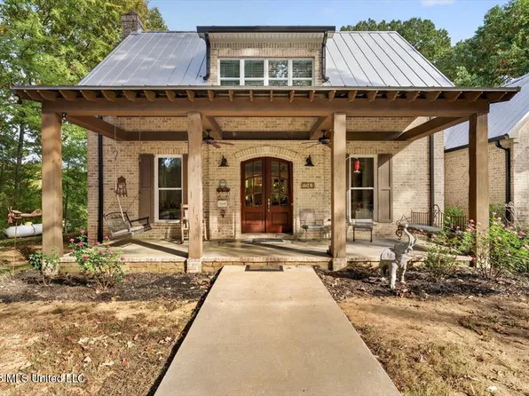 1041 Scott Rd, Coldwater, MS 38618