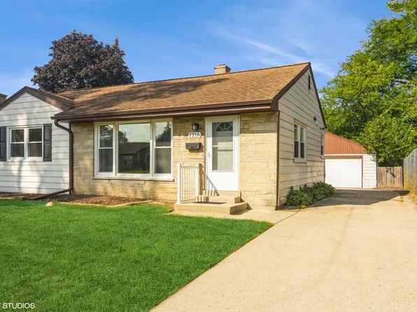 1216 Earl Ave, Des Plaines, IL 60018
