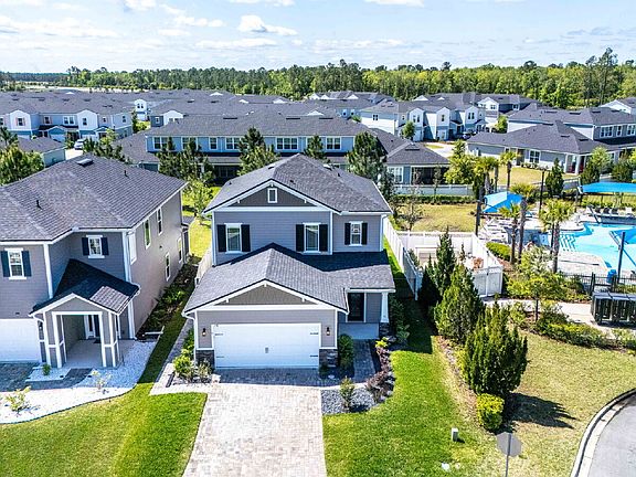 2nd image of 158 Holly Forest Dr