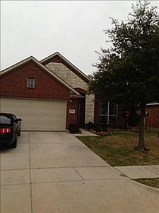 2nd image of 3924 Summerhill Ln