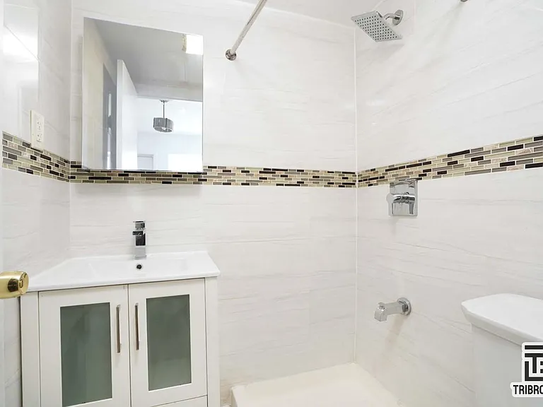 31 Granite St #2 — Photo 8