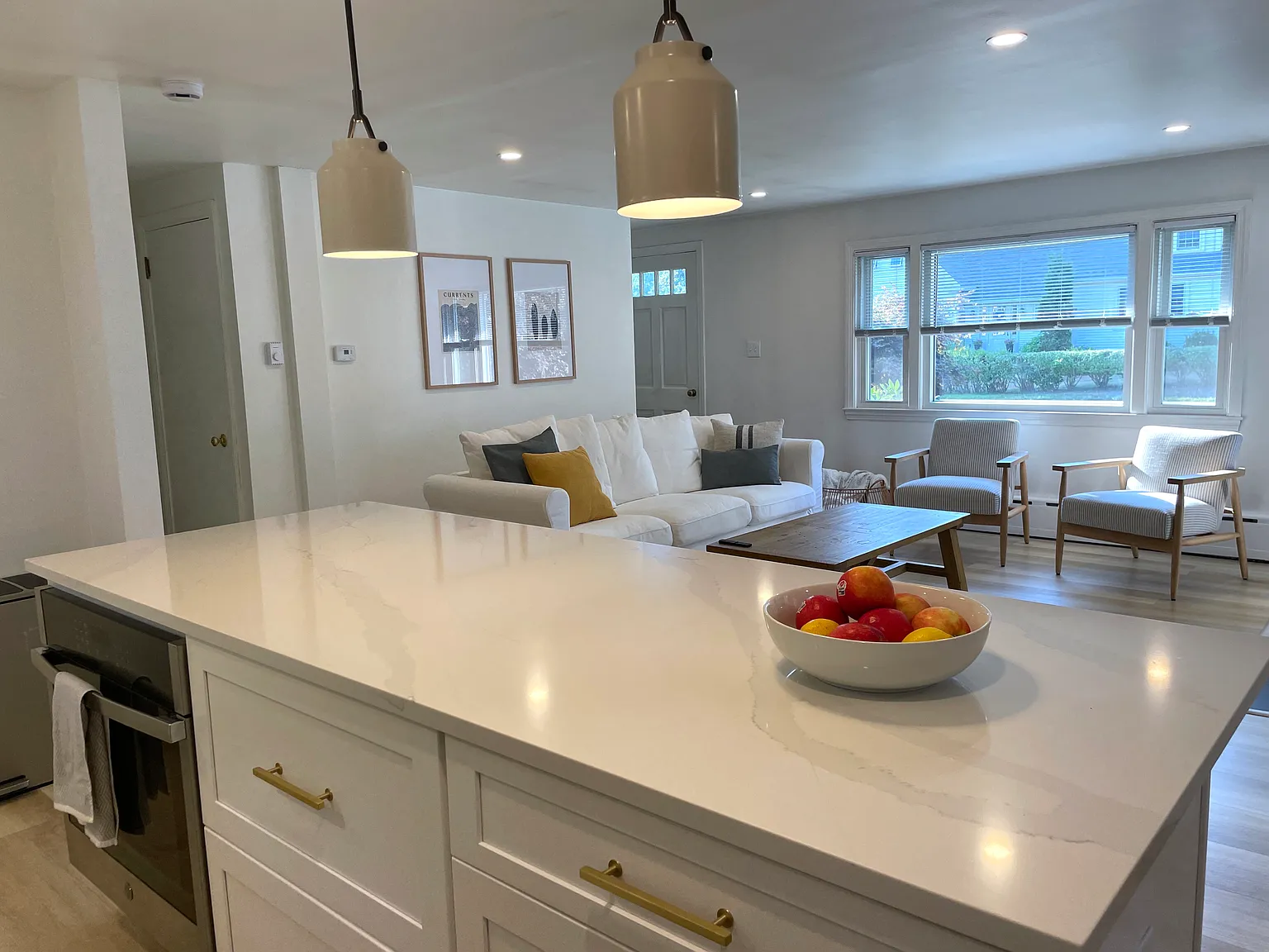 2 bed, 1036 sqft, $3,500 — Photo 4